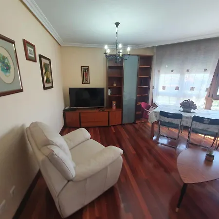 Acacias - Piso Amplio En Playa De Poniente 6 Personas Con Garaje - Vut-2654-as * Gijon