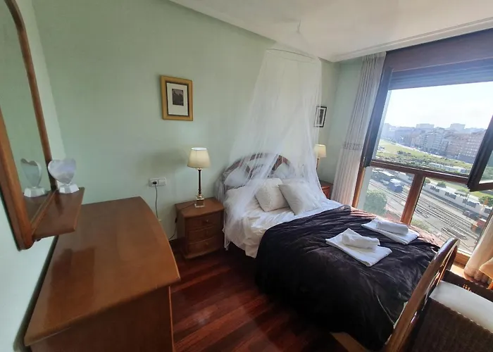 Acacias - Piso Amplio En Playa De Poniente 6 Personas Con Garaje - Vut-2654-as Appartement Gijón