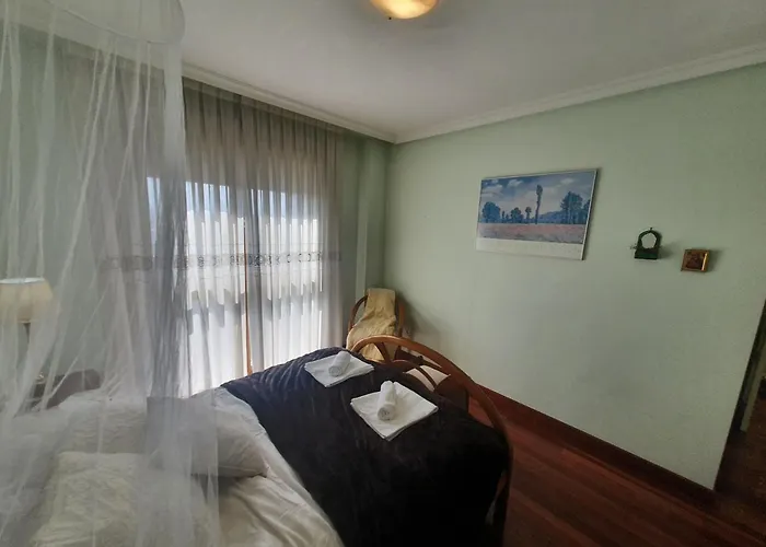 Acacias - Piso Amplio En Playa De Poniente 6 Personas Con Garaje - Vut-2654-as * Χιχόν