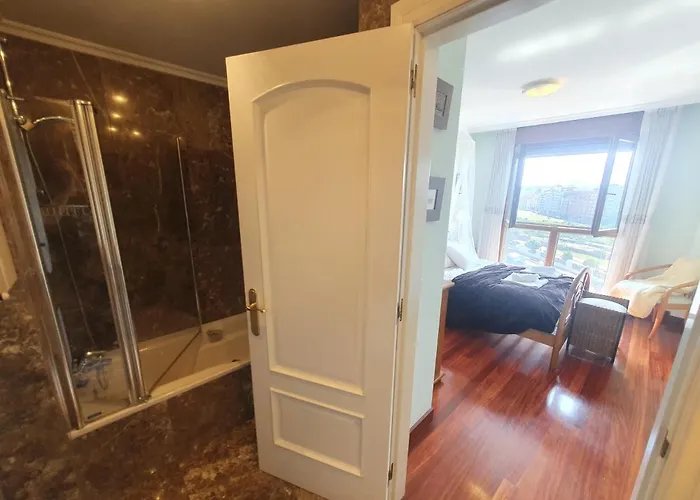 Acacias - Piso Amplio En Playa De Poniente 6 Personas Con Garaje - Vut-2654-as *